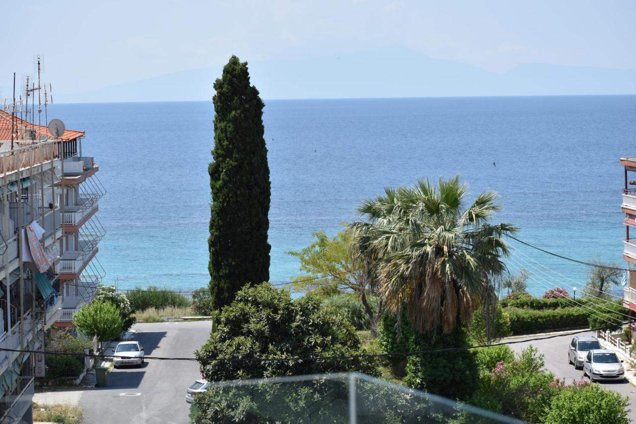 Sea View Luxury Apartment In Nea Kallikratia. Nea Kallikrateia Buitenkant foto